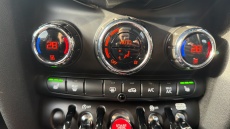 MINI Hatchback 1.5 Cooper Classic 3dr Auto Petrol Hatchback